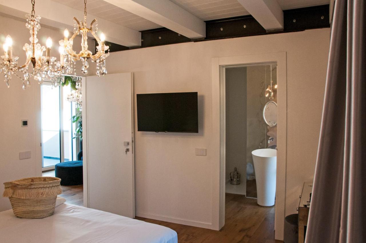 צ'סנטיקו Ca' Squero911 Luxury Rooms מראה חיצוני תמונה